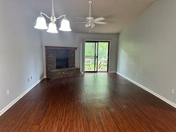 5th image of 3806 Stewart Way