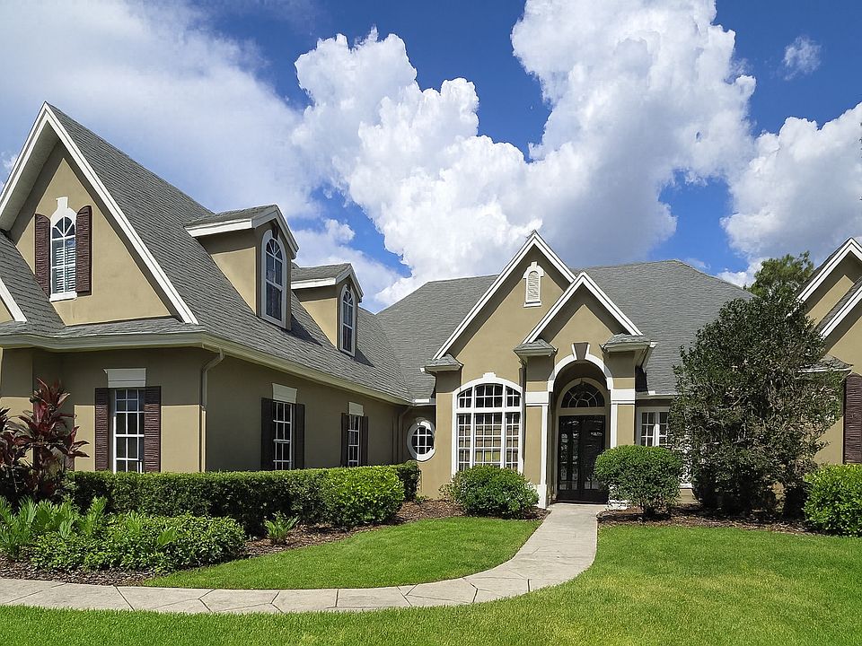 Luxury Executive Home Located in "The Estates of Cypress Landing"