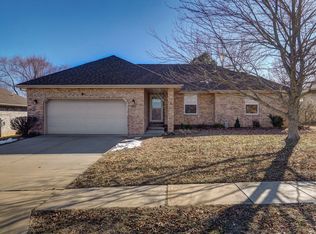 3836 W Cardinal St, Springfield, MO 65810