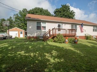 177 Boyce Rd, Nassau, NY 12123