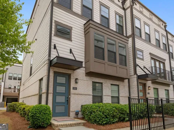 2020 Holtz Ln, Atlanta, GA 30318
