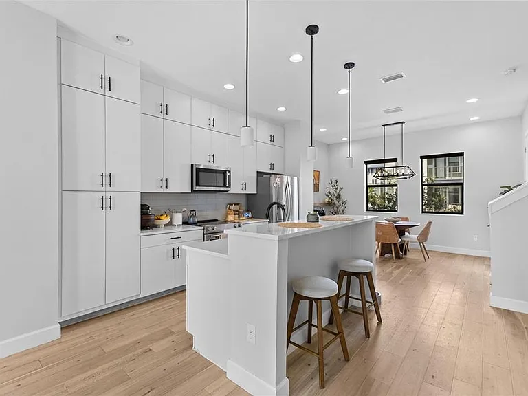 401 N Oregon Ave #9 — Photo 12