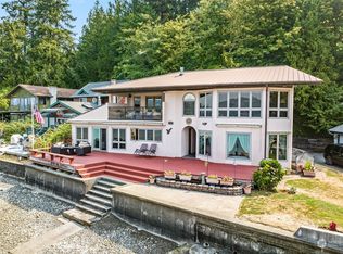 90 E Rose Point Ln, Belfair, WA 98528