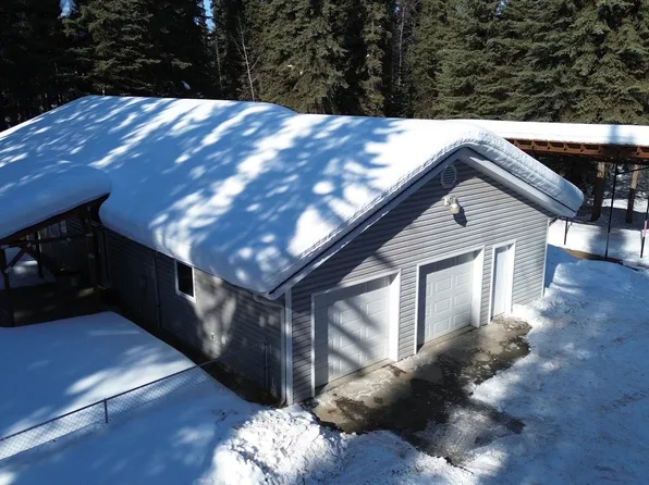 2195 W Sitka Ct, North Pole, AK 99705