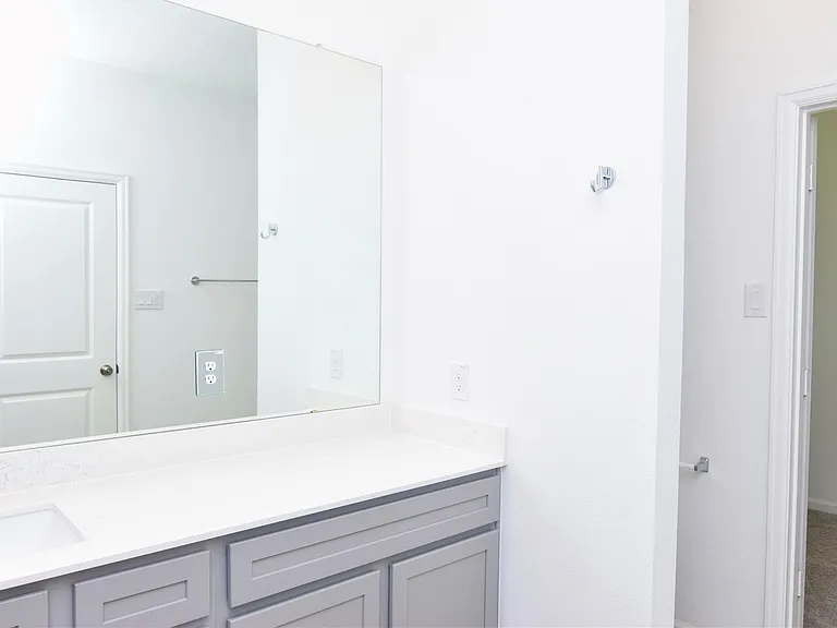 5427 Holly Haven Ct — Photo 16