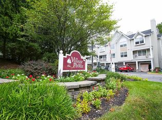 125 Inverness Dr, Edison, NJ 08820