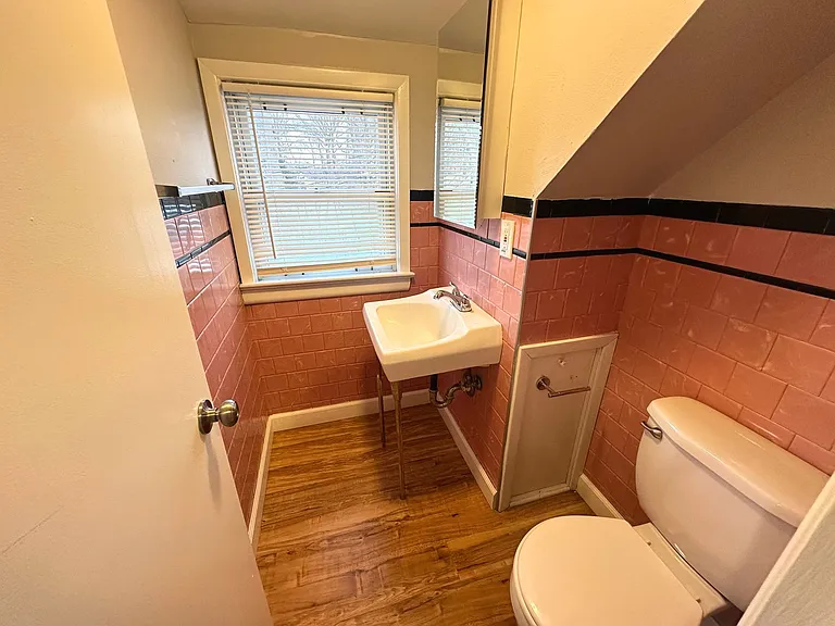 23220 Gay St — Photo 7