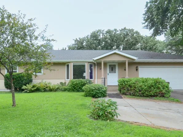 420 110th Ave NW, Coon Rapids, MN 55448
