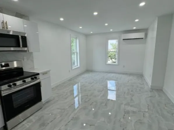 1103 N 41st St APT 3, Philadelphia, PA 19104