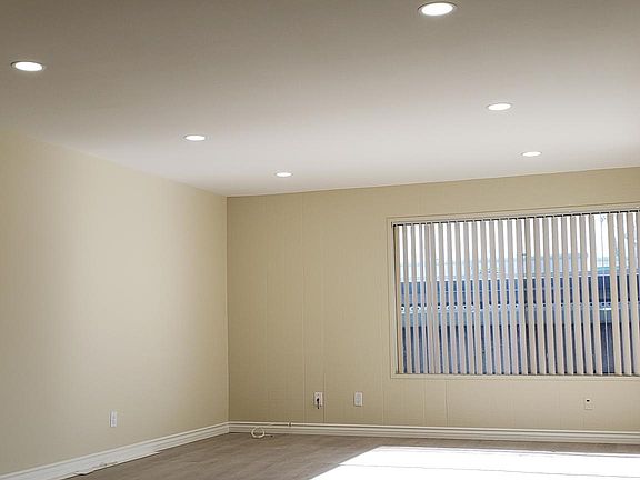 4th image of 18524 Mayall St Unit E