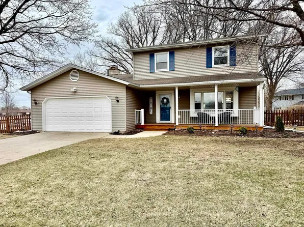 283 Old Pioneer Rd, Fond Du Lac, WI 54935