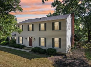 1836 Weymouth Dr, Hudson, OH
