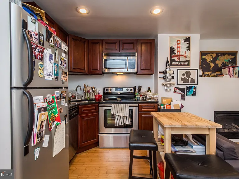 619 S 16th St #3R — Photo 4