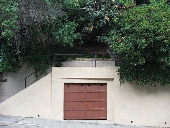 3rd image of 388 Museum Dr