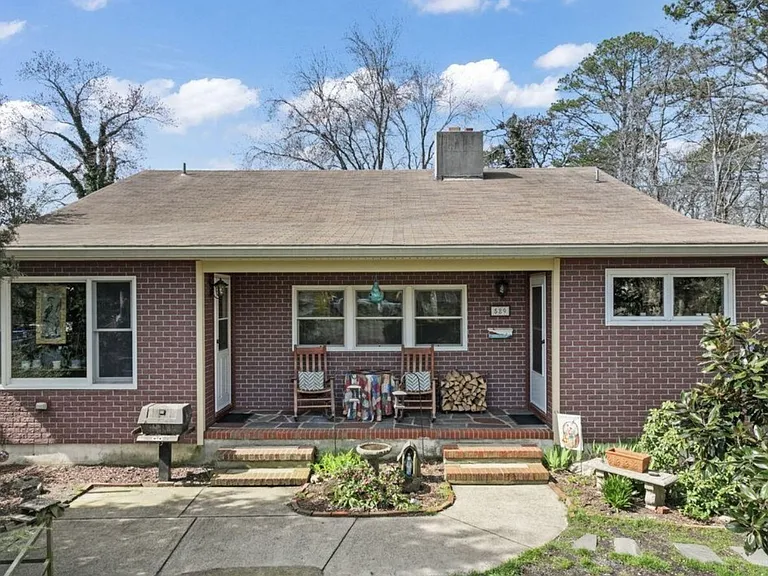 589 Carroll Fox Rd — Photo 3