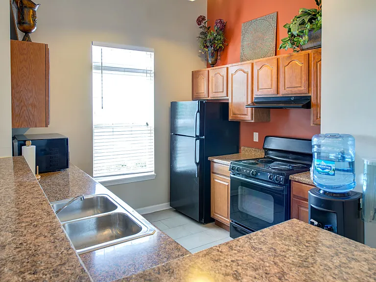 Summit Pointe — Photo 11