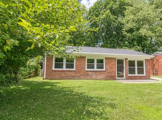 5502 Rustic Way, Louisville, KY 40218