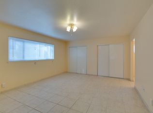 7916 Genzer Dr, Las Vegas, NV 89145