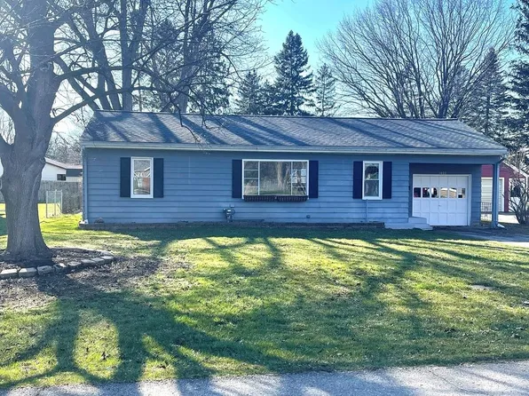 1407 Cherrylawn St, Owosso, MI 48867