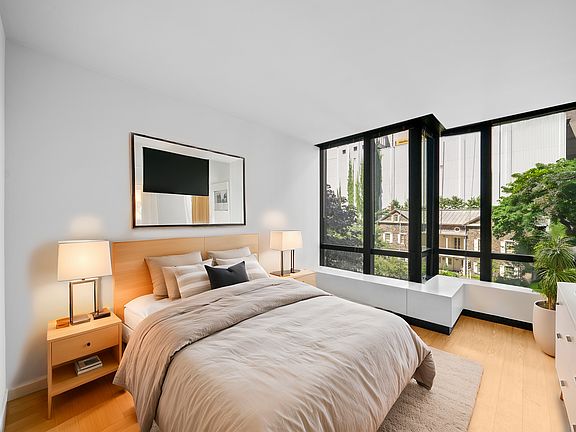 4th image of 420 E 61st St APT 4B