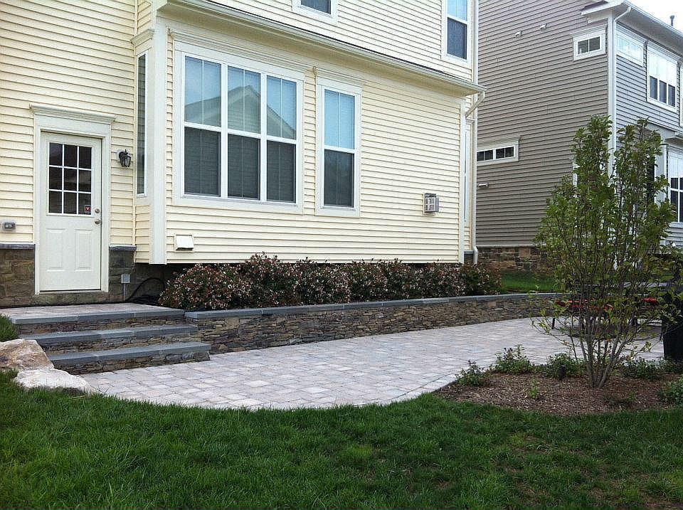 2nd image of 23432 Gardenwalk Dr