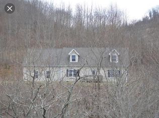 240 Winesap Ln, Waynesville, NC 28786
