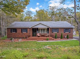 103 Logger Rd, Canadensis, PA 18325