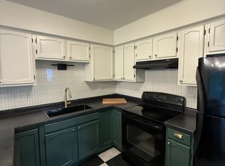8916 Magnolia Ln N, Maple Grove, MN 55369