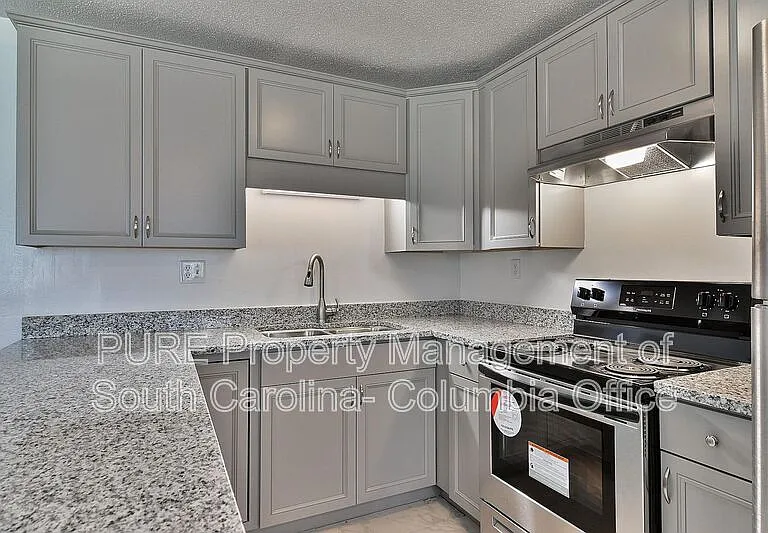 1304 Suber St #B — Photo 4