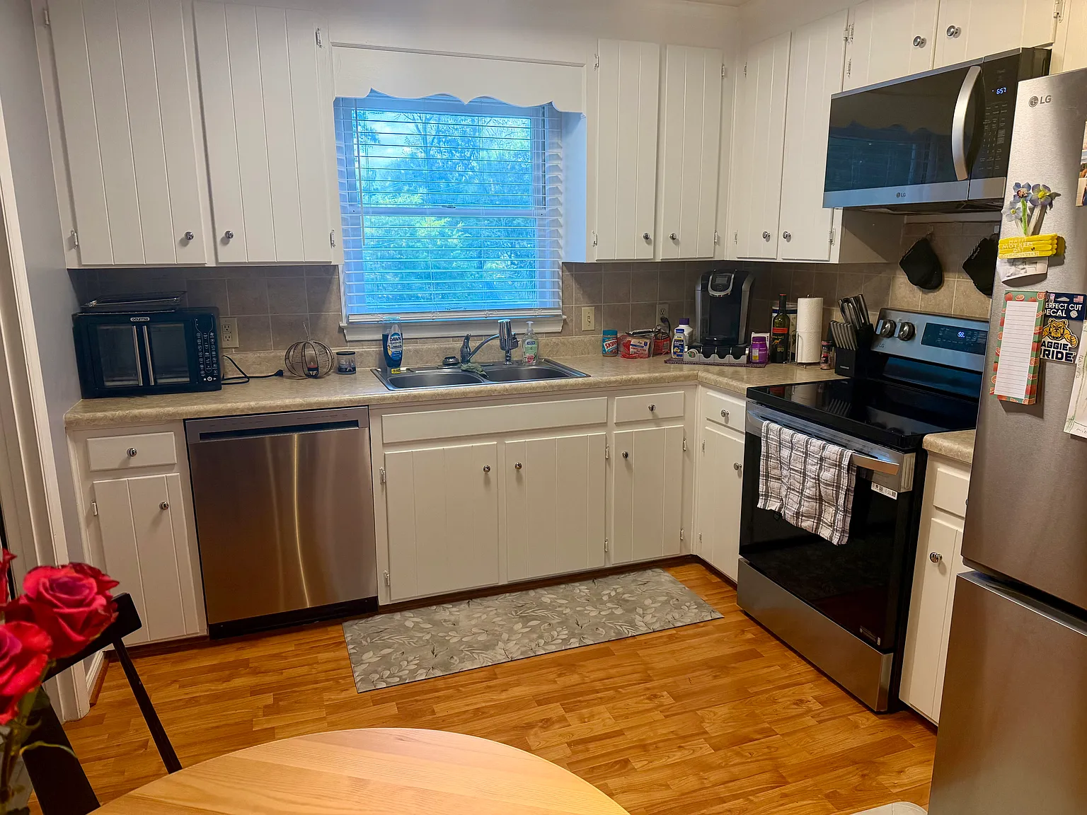 3 bed, 1050 sqft, $1,850 — Photo 4