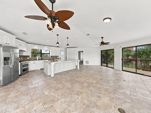 757 Seahorse Ave, Fort Walton Beach, FL 32548