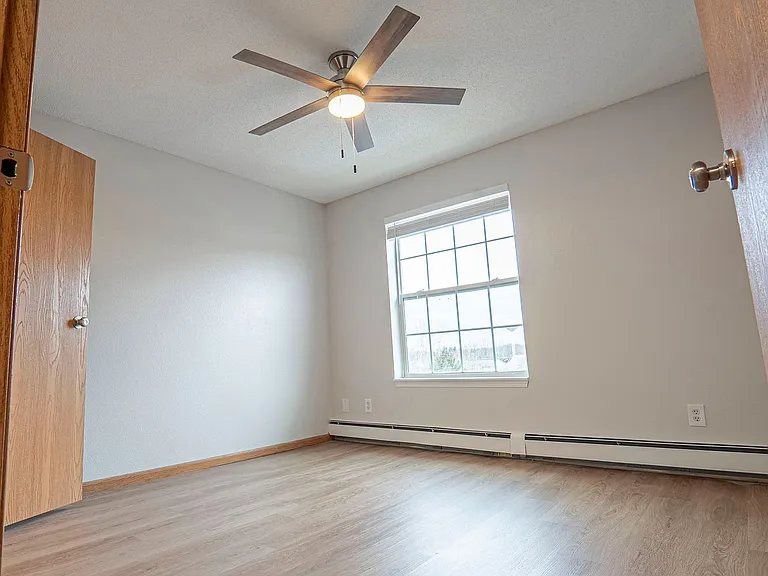Ashwood Birchwood Apartments — Photo 16