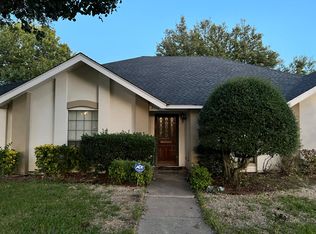 2512 Pebblestone Dr, Garland, TX 75044