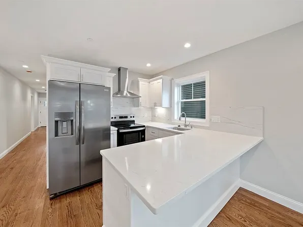 52 Bellevue St #2, Dorchester, MA 02125