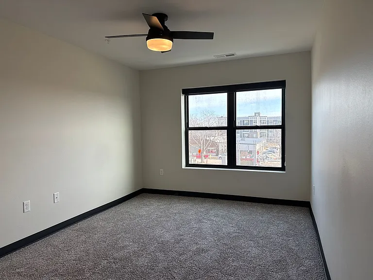 275 Lofts at Kingston Yard — Photo 107