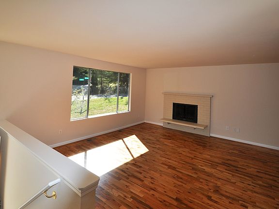 5th image of 15507 181st Pl NE