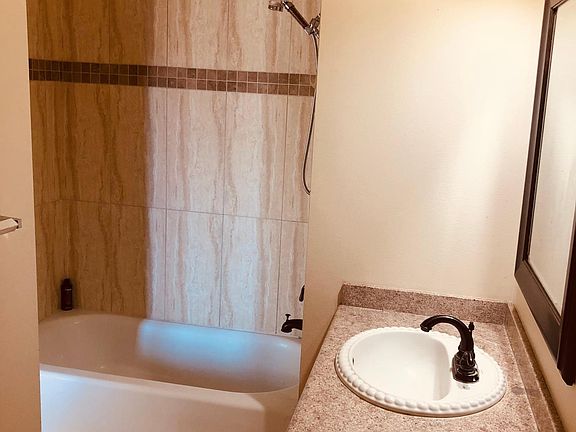 5th image of 303 W Verdugo Ave #211