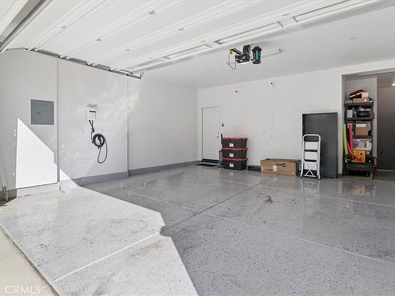 3rd image of 27217 Tamarack Ln