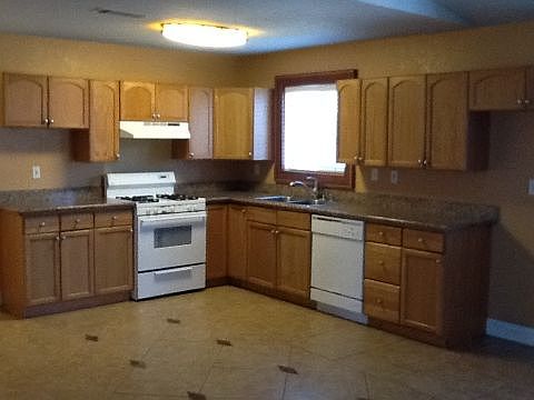 2nd image of 2374 Alabama Ave