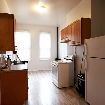 Rented by Nooklyn NYC LLC | media 4