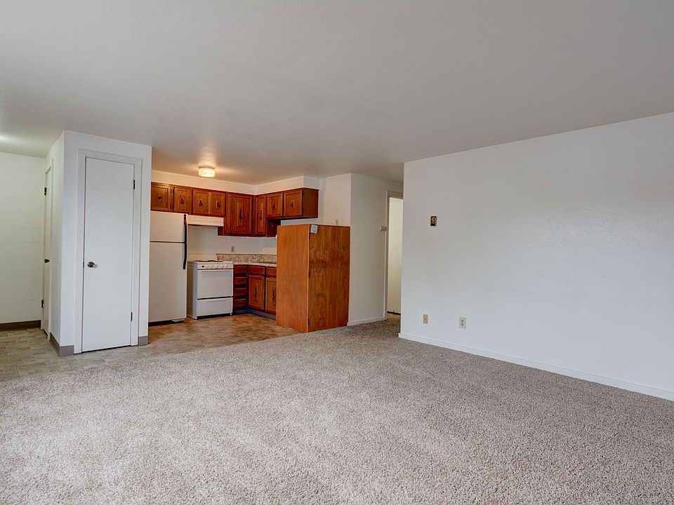 1st image of 310 SE Midway Blvd #212