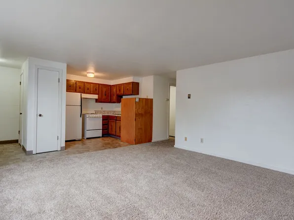 Alpine Village Apartments, 310 SE Midway Blvd #109, Oak Harbor, WA 98277