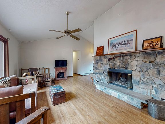 4th image of 214 Lower Lakeview Dr