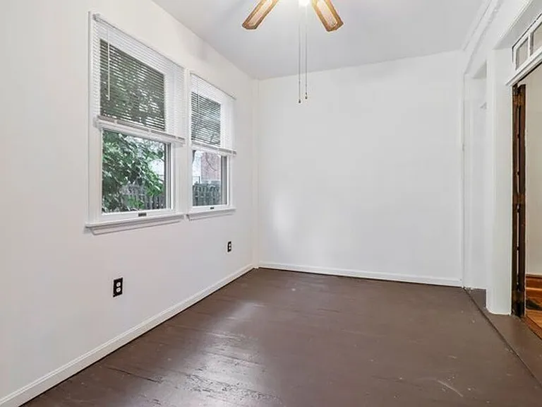 1358 Parkwood Pl NW — Photo 9