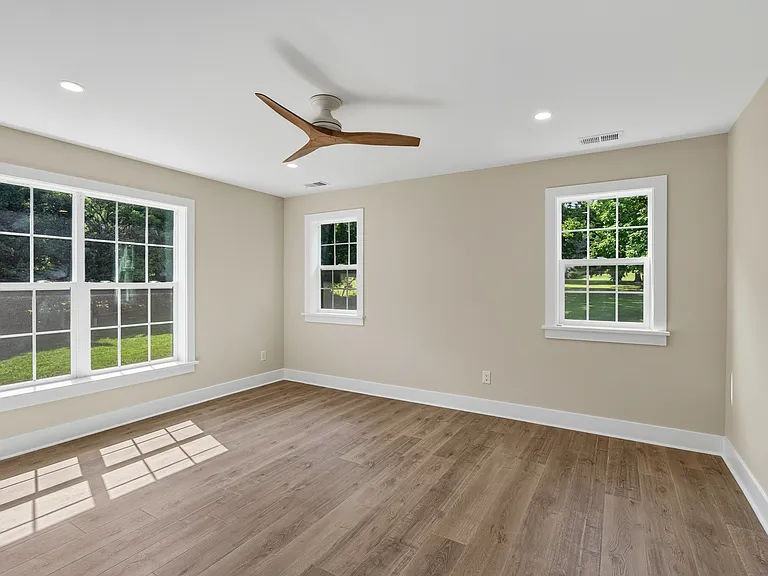 2069 Dutton Mill Rd — Photo 19