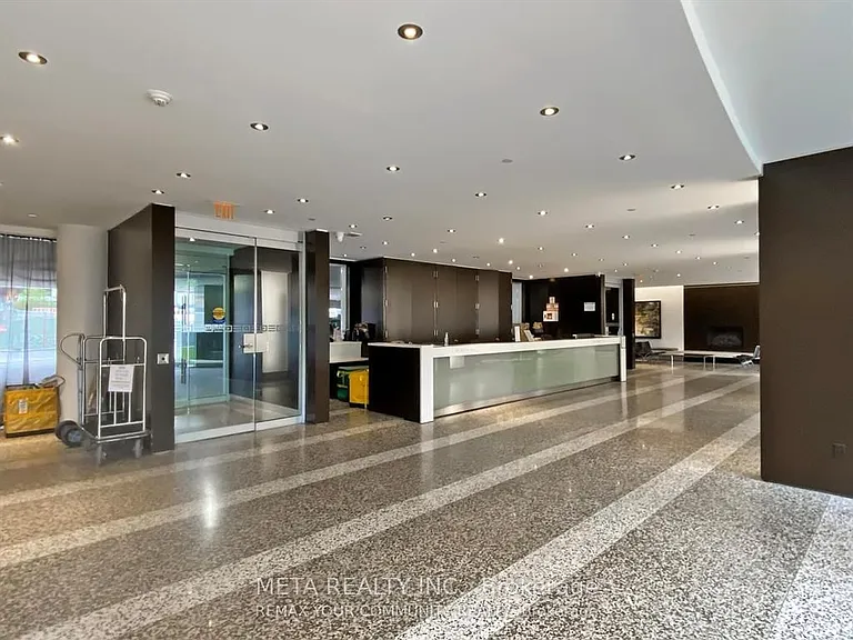 208 Queens Quay W #803 — Photo 19