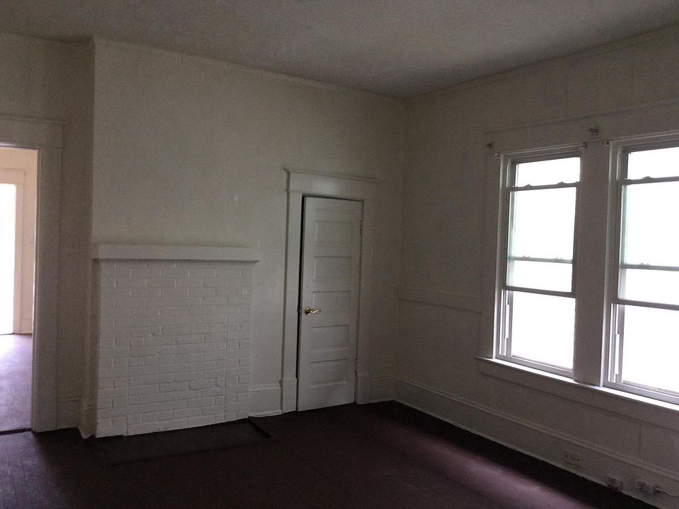 1st image of 112 S Tillery St