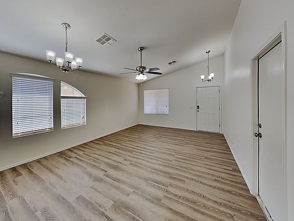 5th image of 45256 W Sage Brush Dr