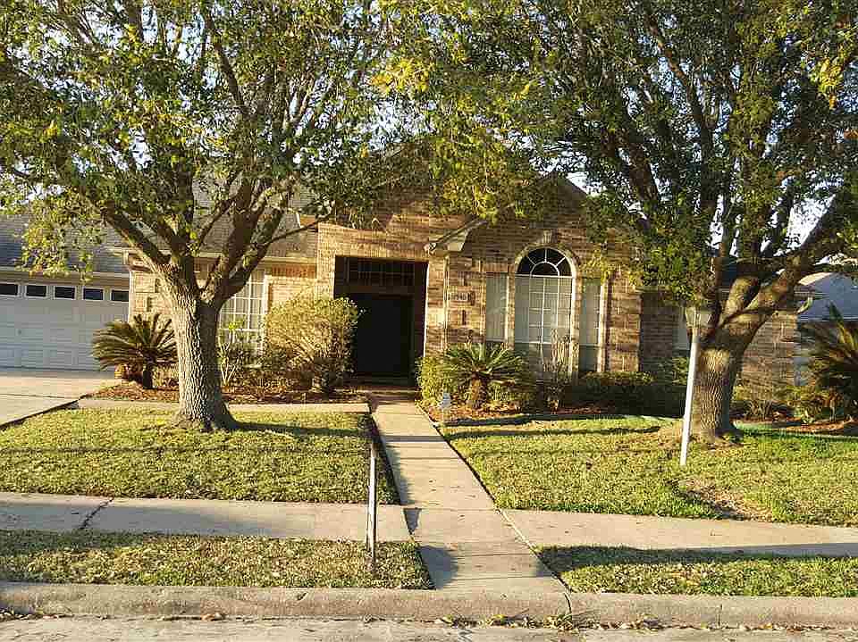 1st image of 7940 Doral Dr