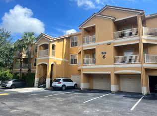 8842 Villa View Cir UNIT 203, Orlando, FL 32821